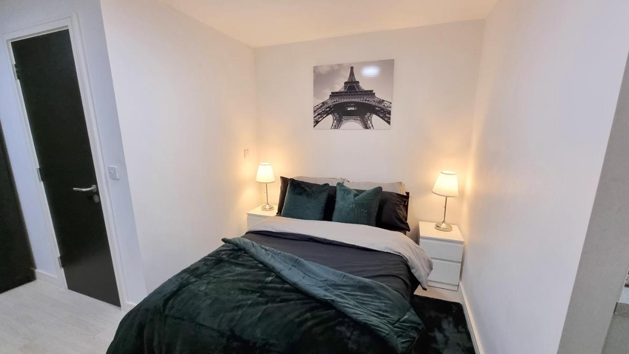 Spacious City Studio / Wifi / Parking Liverpool Ngoại thất bức ảnh